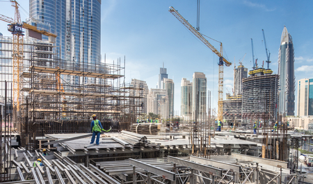 Oceľ všade, kde sa pozrieš | © AdobeStock 294720283