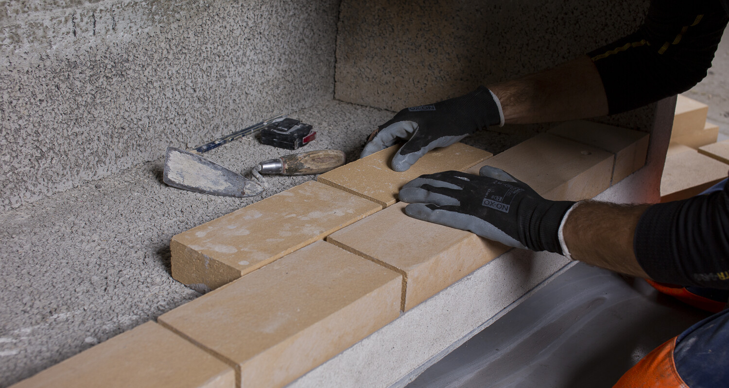 Image Title: If somebody hovers the image it appears.