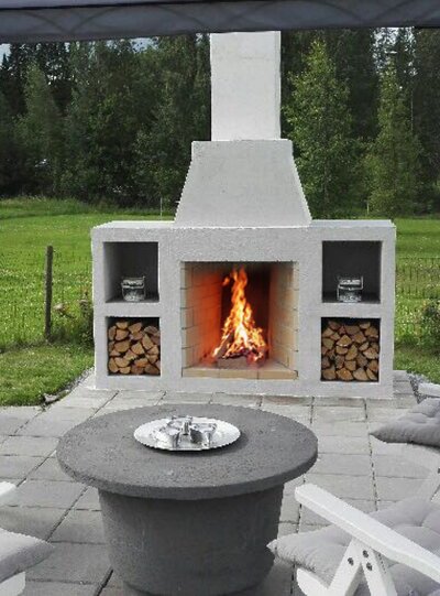 Isokern Garden L säilytyslaatikoilla