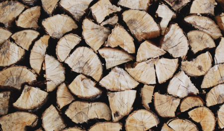 Palivové drevo s 15% vlhkosťou | © Patrick Tomasso