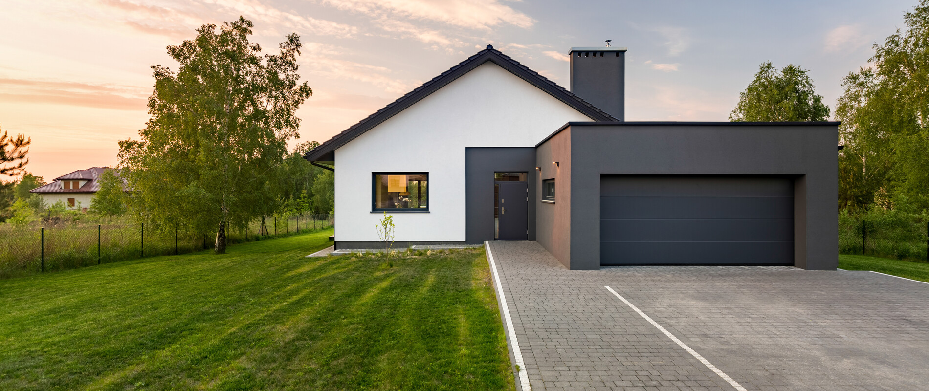 © Shutterstock 674859943